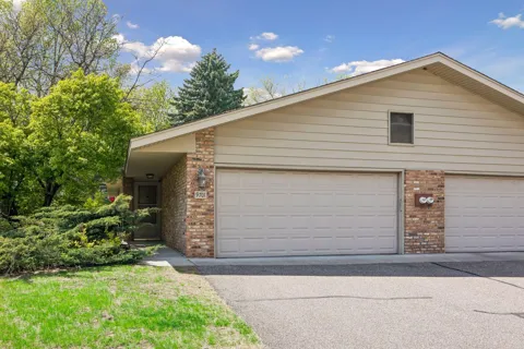 9701 Cimarron Trail
