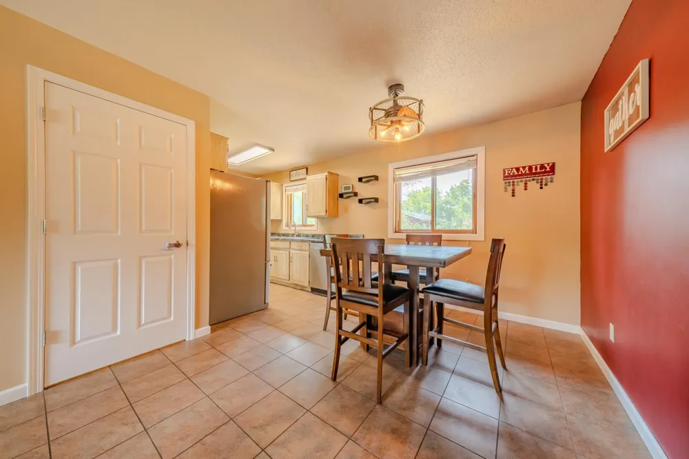 806 Callaway Street E Saint Joseph, MN 56374