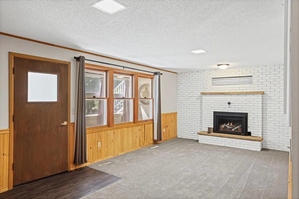 7747 County Road 127 Brainerd, MN 56401