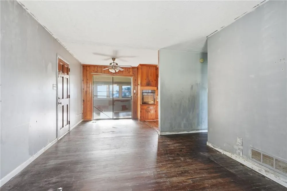 5911 Meadowview Road Rex, GA 30273