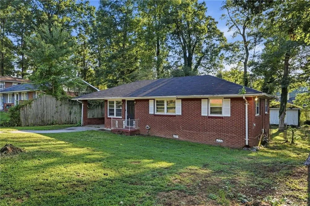 5911 Meadowview Road Rex, GA 30273