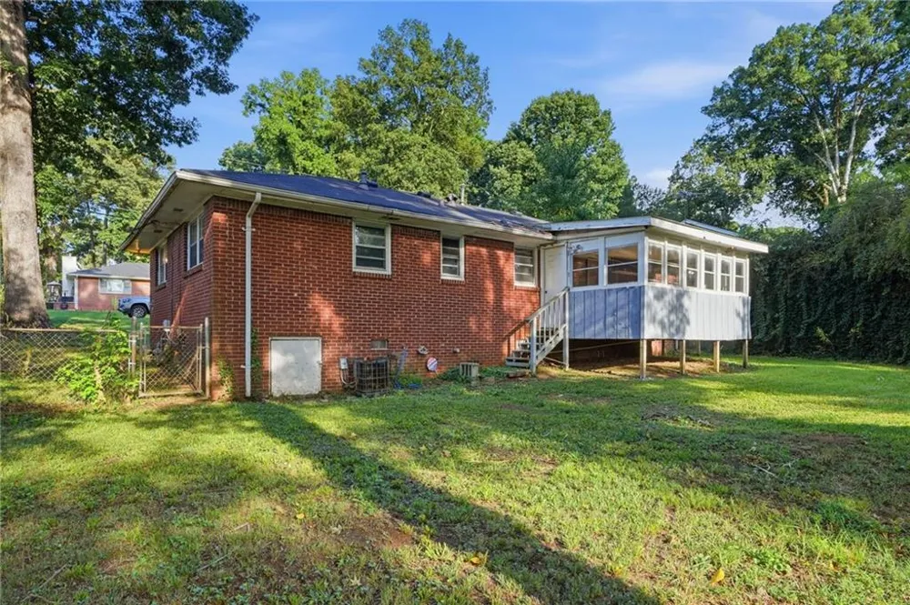 5911 Meadowview Road Rex, GA 30273
