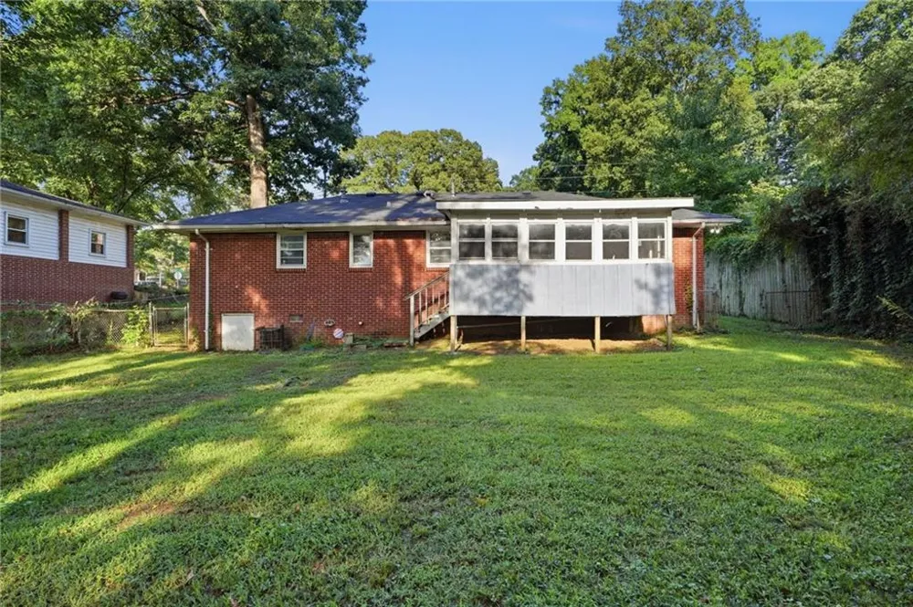 5911 Meadowview Road Rex, GA 30273