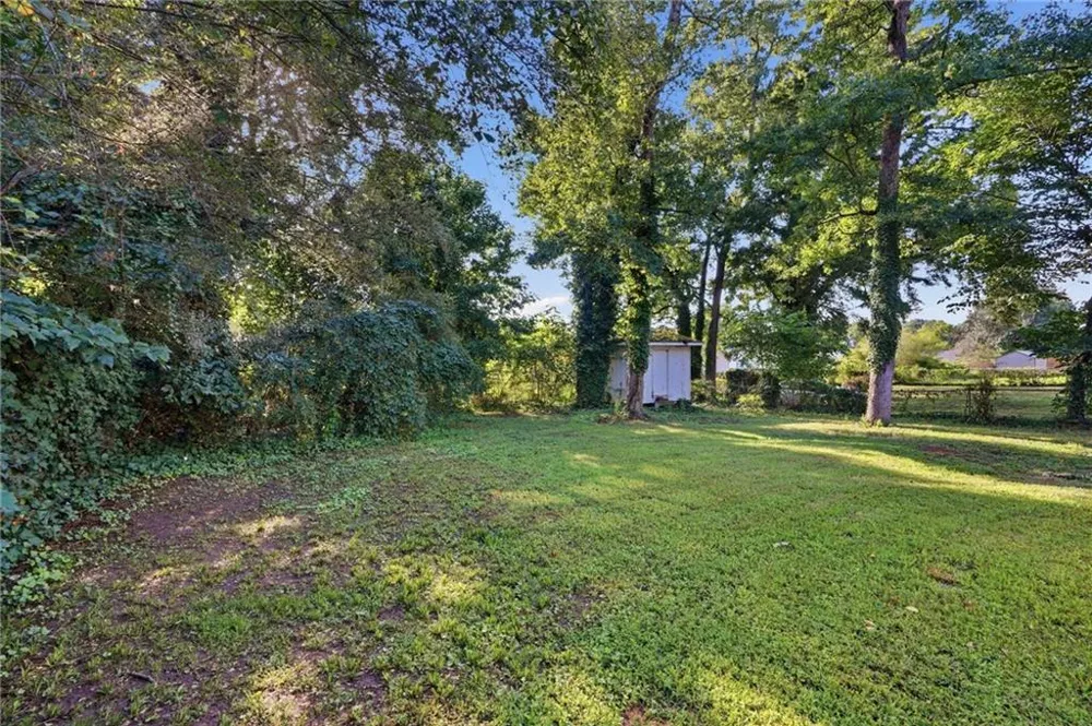 5911 Meadowview Road Rex, GA 30273