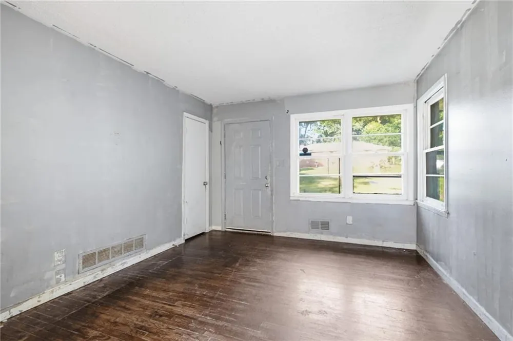 5911 Meadowview Road Rex, GA 30273
