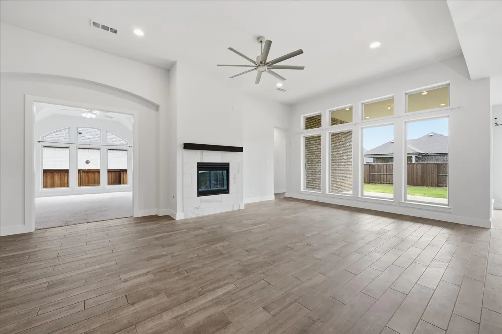 1617 Cygnet Court Van Alstyne, TX 75495