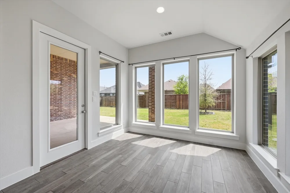 1617 Cygnet Court Van Alstyne, TX 75495