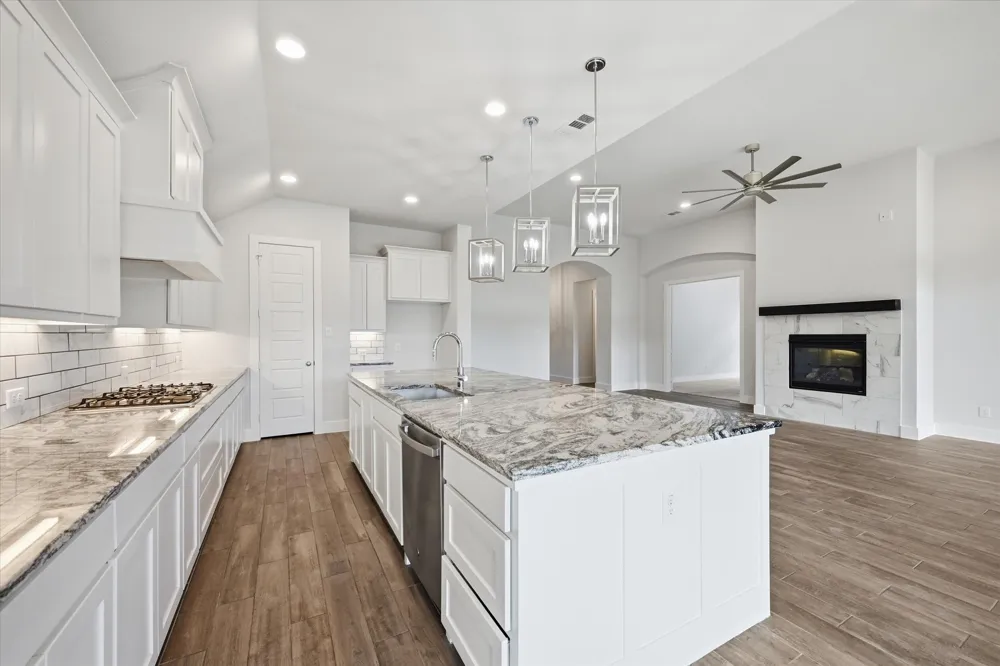 1617 Cygnet Court Van Alstyne, TX 75495