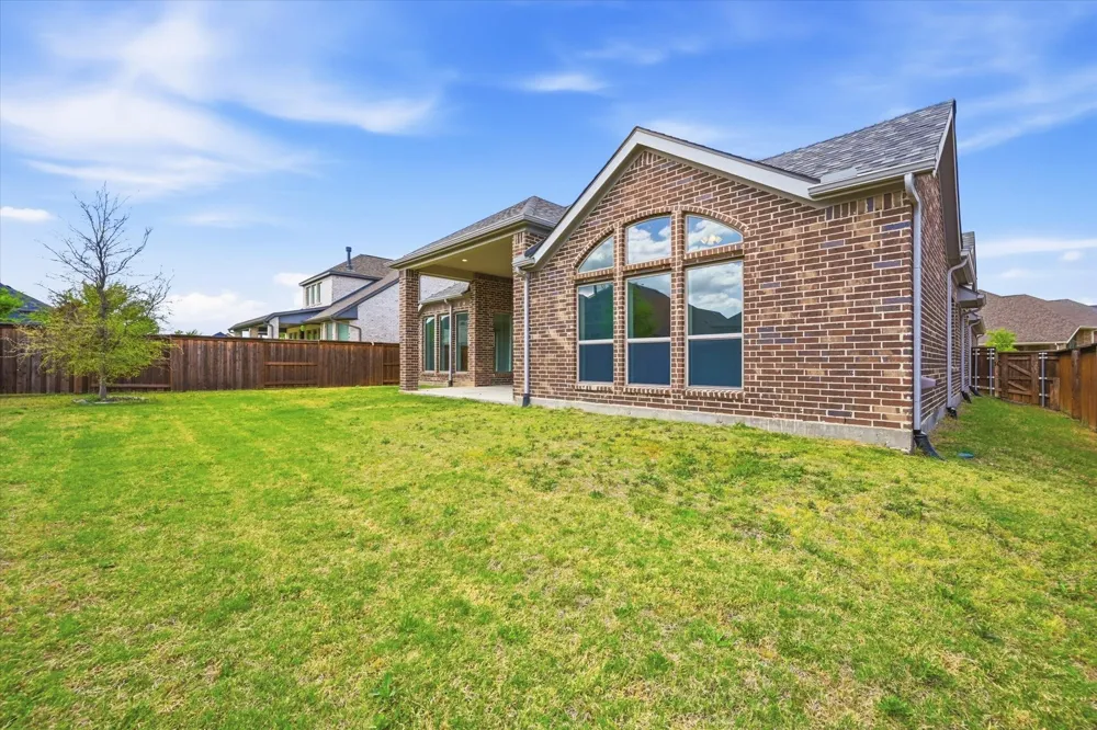 1617 Cygnet Court Van Alstyne, TX 75495