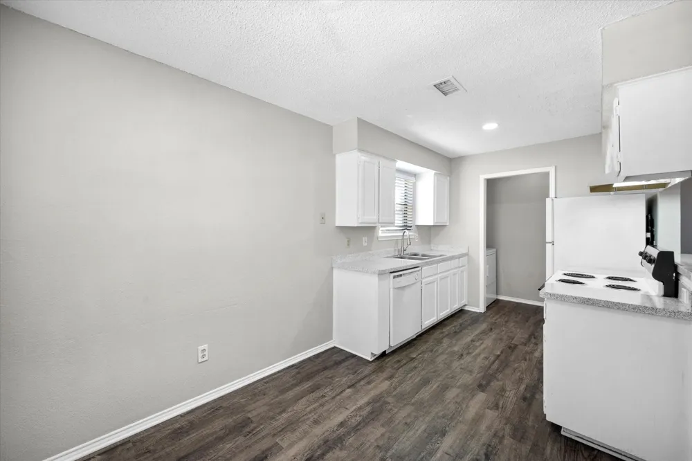 606 Kings Way Drive #C Mansfield, TX 76063