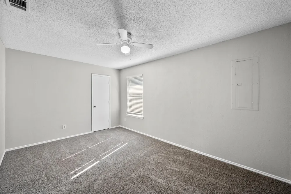 606 Kings Way Drive #C Mansfield, TX 76063