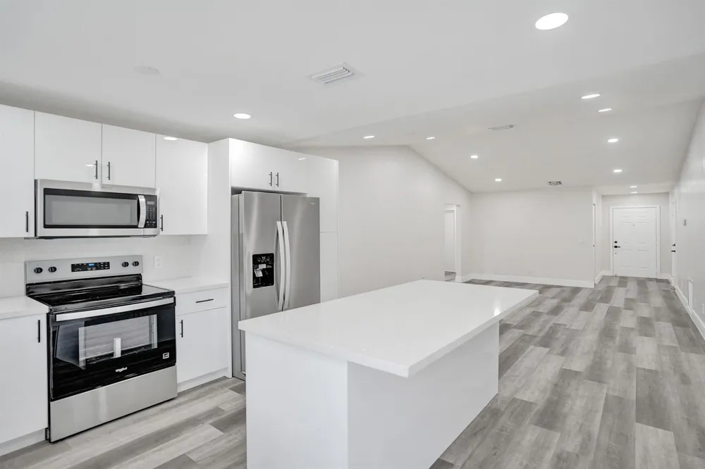 904 NW 51ST STREET Deerfield Beach, FL 33064