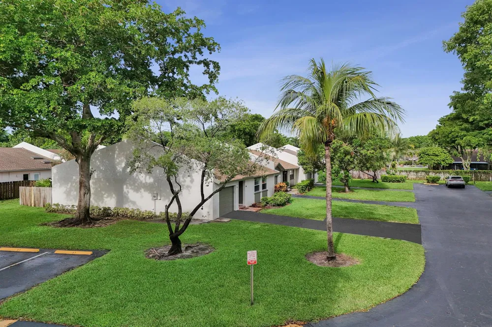 904 NW 51ST STREET Deerfield Beach, FL 33064