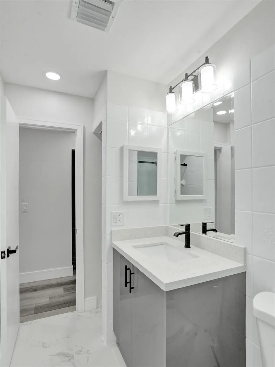 904 NW 51ST STREET Deerfield Beach, FL 33064