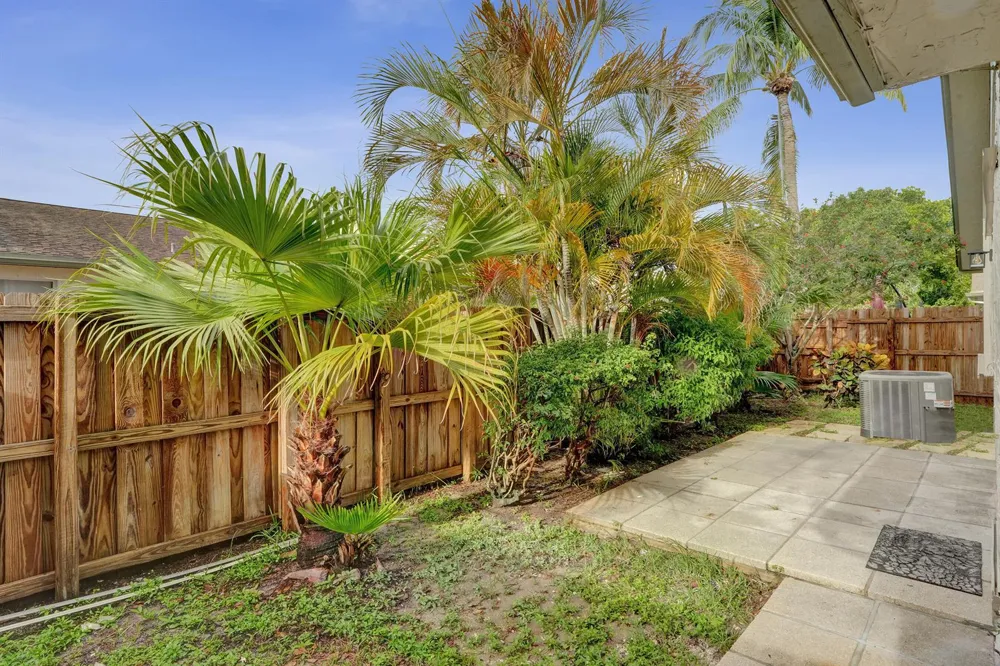 904 NW 51ST STREET Deerfield Beach, FL 33064