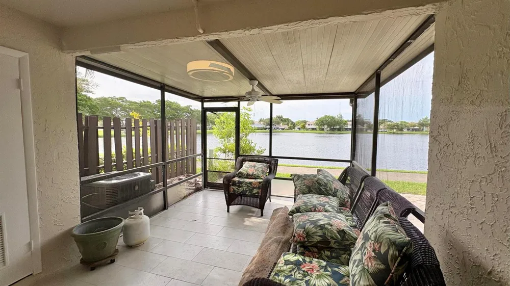 5325 TENNIS LANE Delray Beach, FL 33484