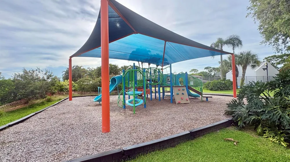5325 TENNIS LANE Delray Beach, FL 33484