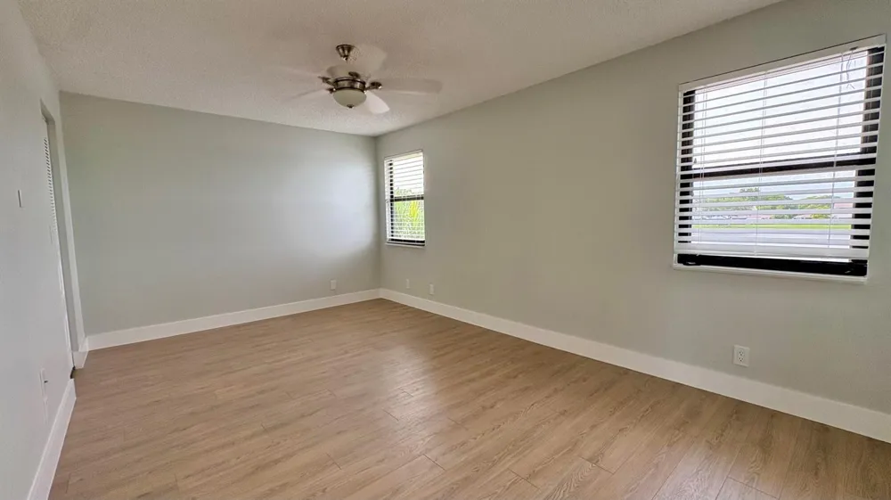 5325 TENNIS LANE Delray Beach, FL 33484