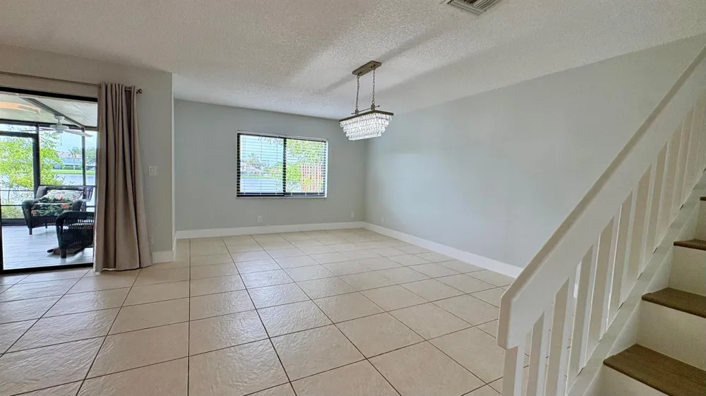 5325 TENNIS LANE Delray Beach, FL 33484