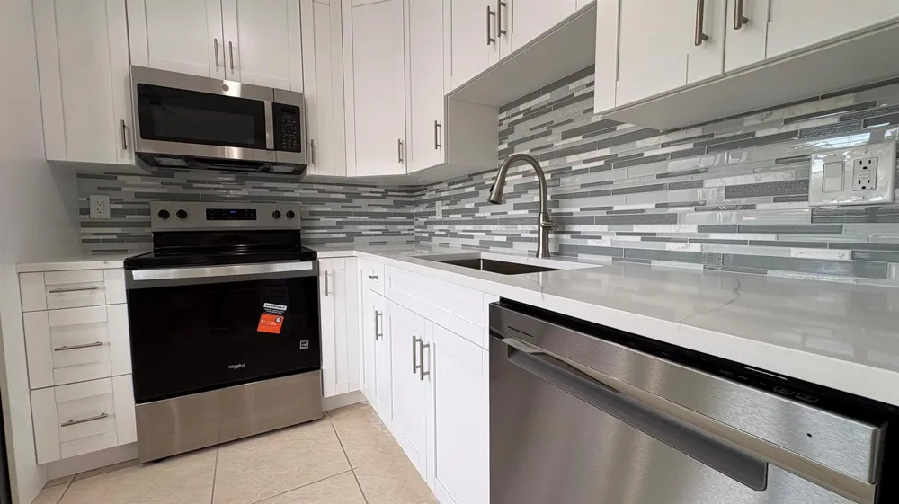 5325 TENNIS LANE Delray Beach, FL 33484