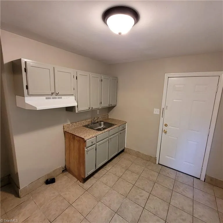 1102 Logan Street Greensboro, NC 27406