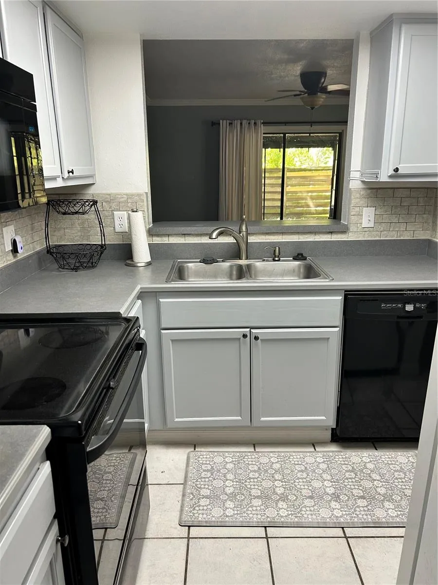 4543 SW 44TH LANE Gainesville, FL 32608
