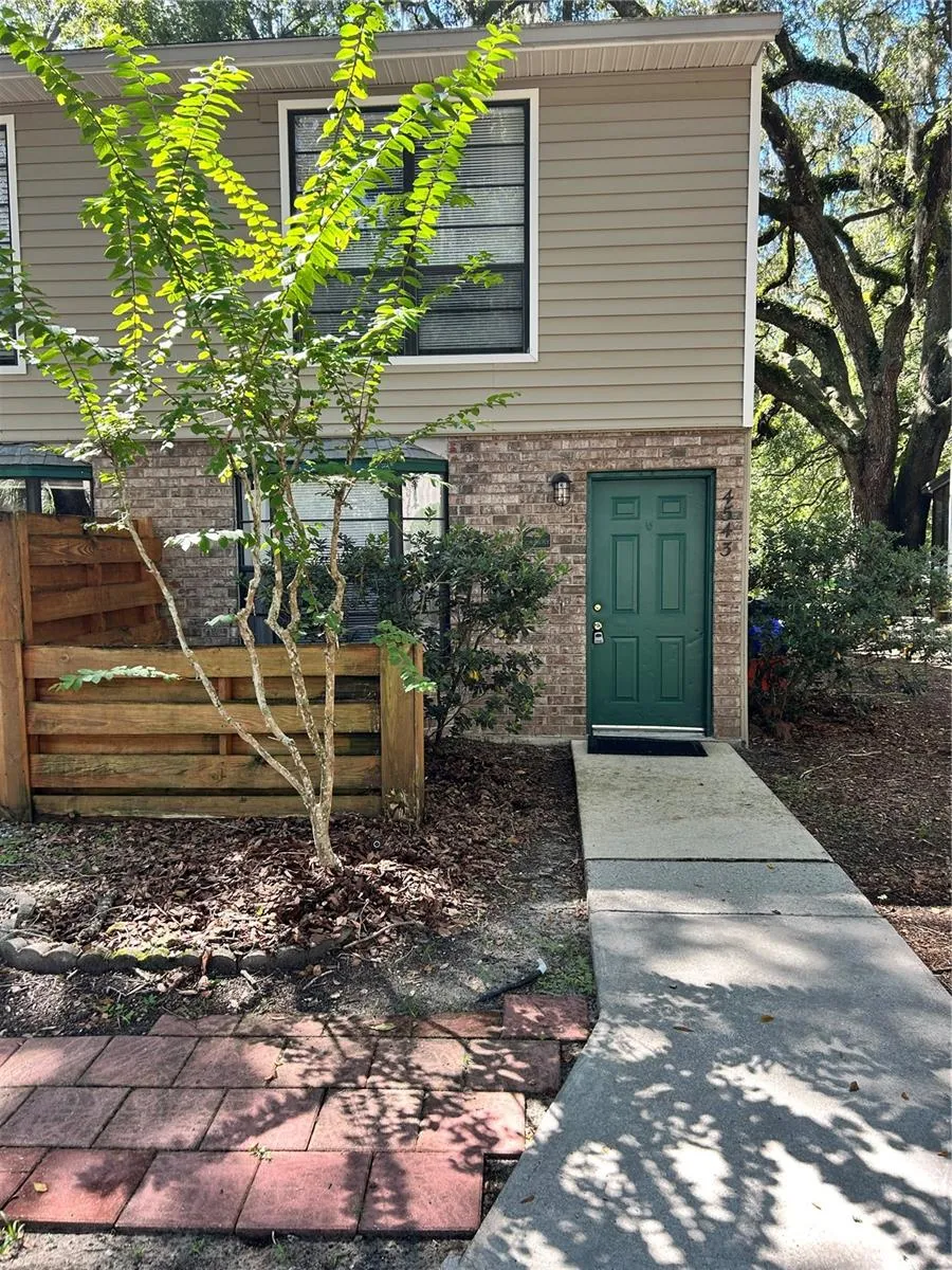4543 SW 44TH LANE Gainesville, FL 32608