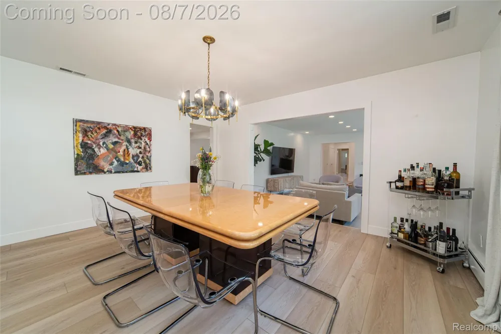 30695 Bruce Lane Franklin Village, MI 48025