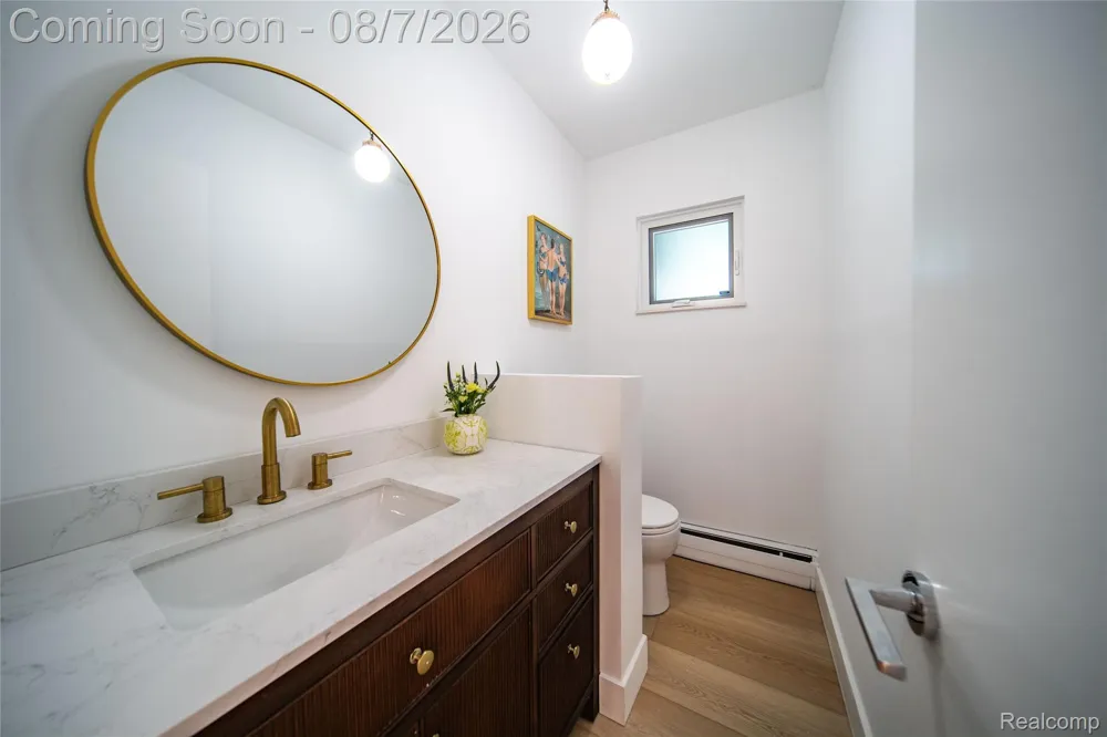 30695 Bruce Lane Franklin Village, MI 48025