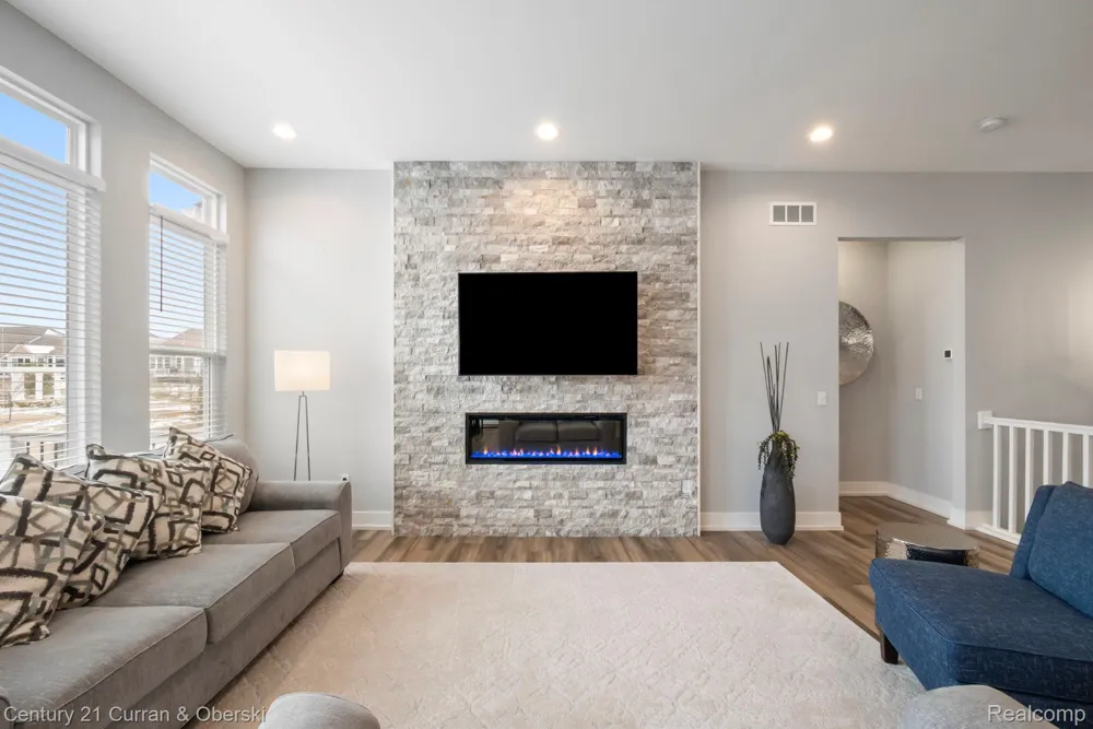 17291 Garden Ridge Lane Northville Township, MI 48168