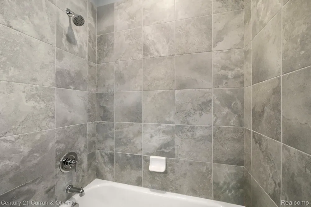 17291 Garden Ridge Lane Northville Township, MI 48168