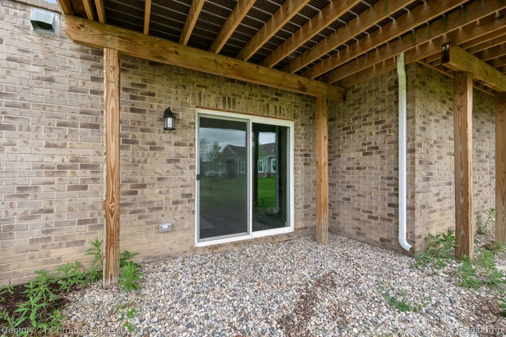 17291 Garden Ridge Lane Northville Township, MI 48168