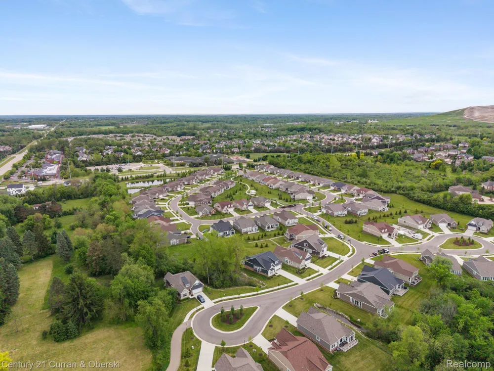 17291 Garden Ridge Lane Northville Township, MI 48168