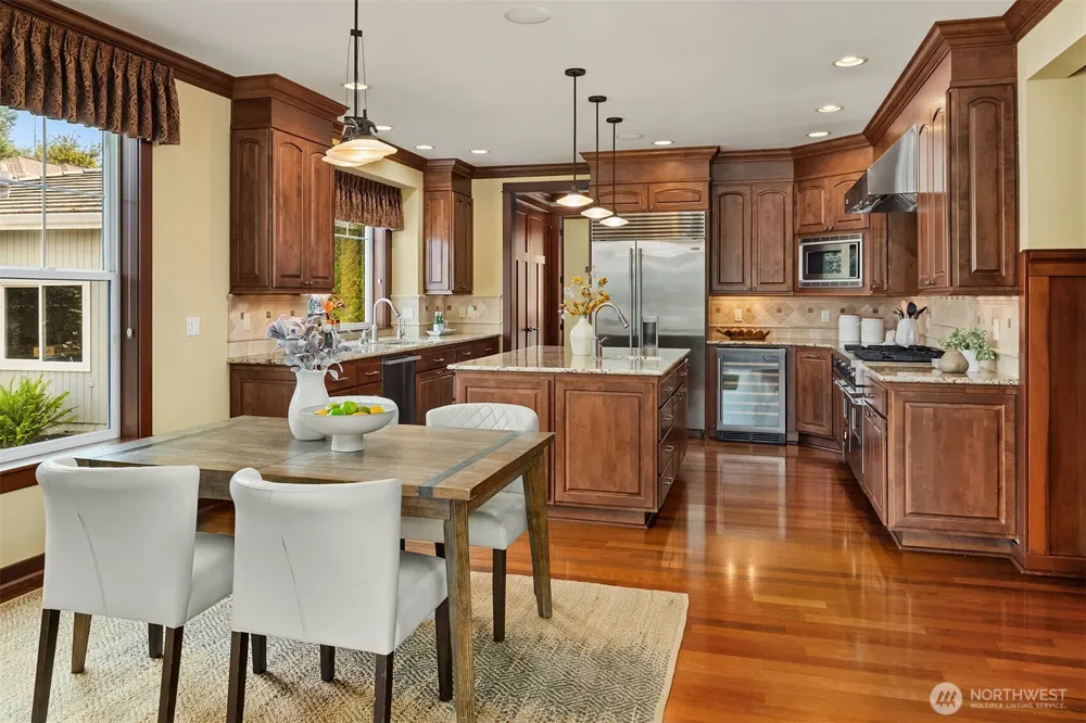 8321 144th Avenue SE Newcastle, WA 98059