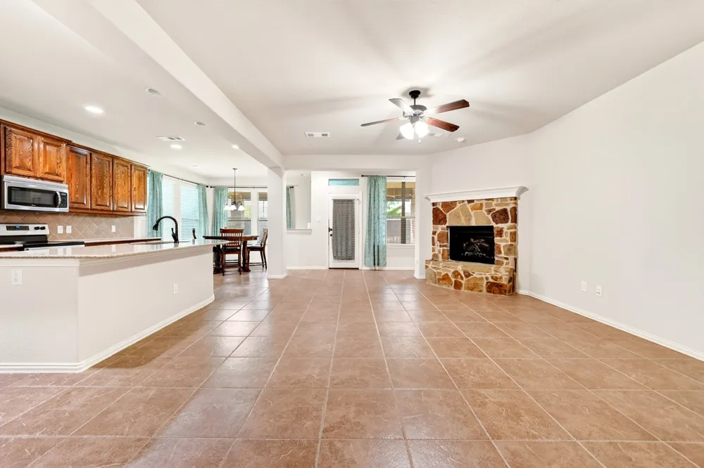 317 Deaton Drive Fate, TX 75087