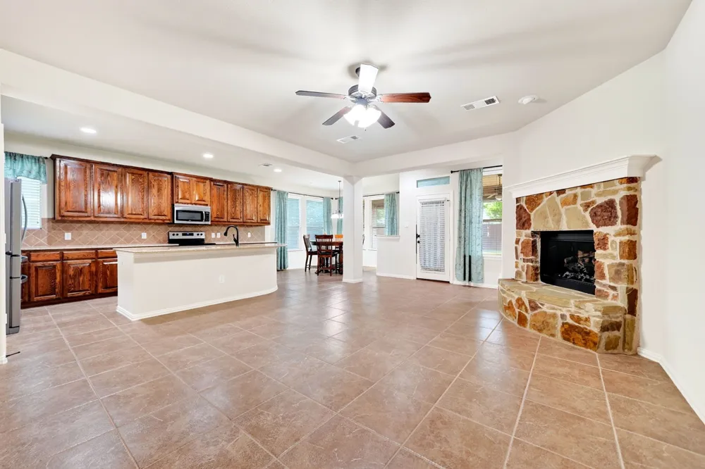 317 Deaton Drive Fate, TX 75087