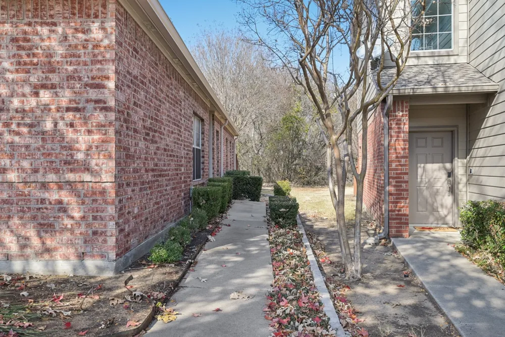 3225 Judge Holland Lane Plano, TX 75025