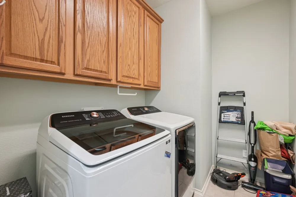 3225 Judge Holland Lane Plano, TX 75025