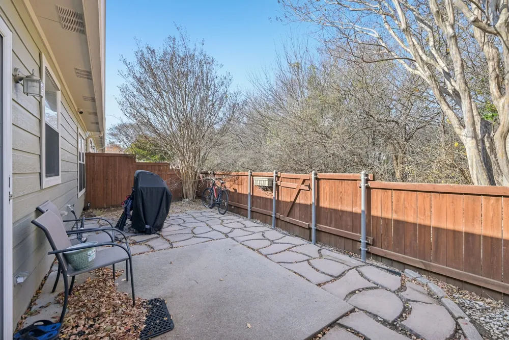 3225 Judge Holland Lane Plano, TX 75025