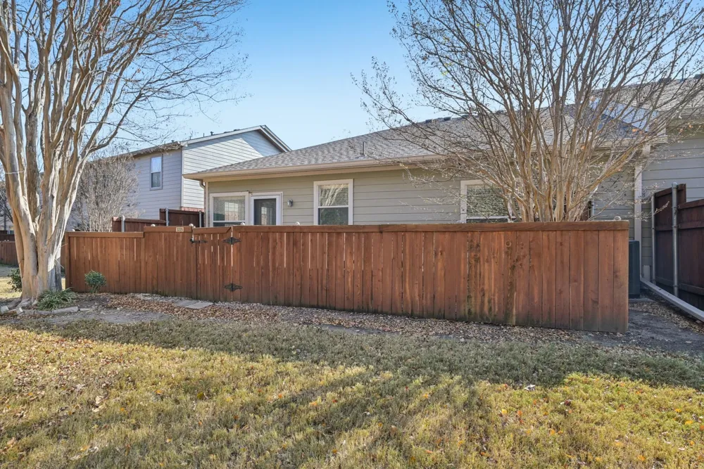 3225 Judge Holland Lane Plano, TX 75025