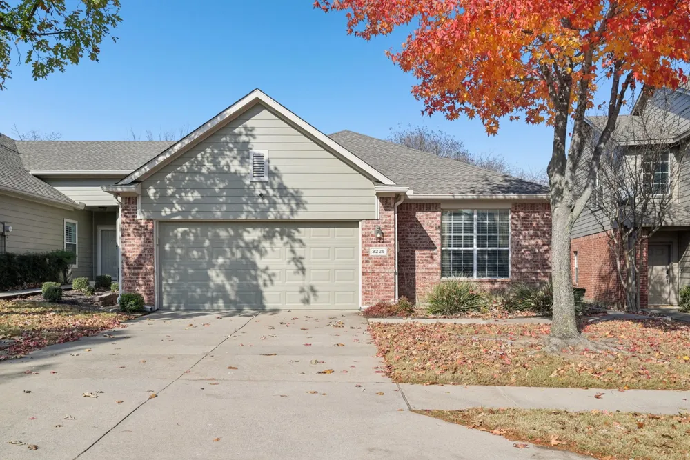 3225 Judge Holland Lane Plano, TX 75025
