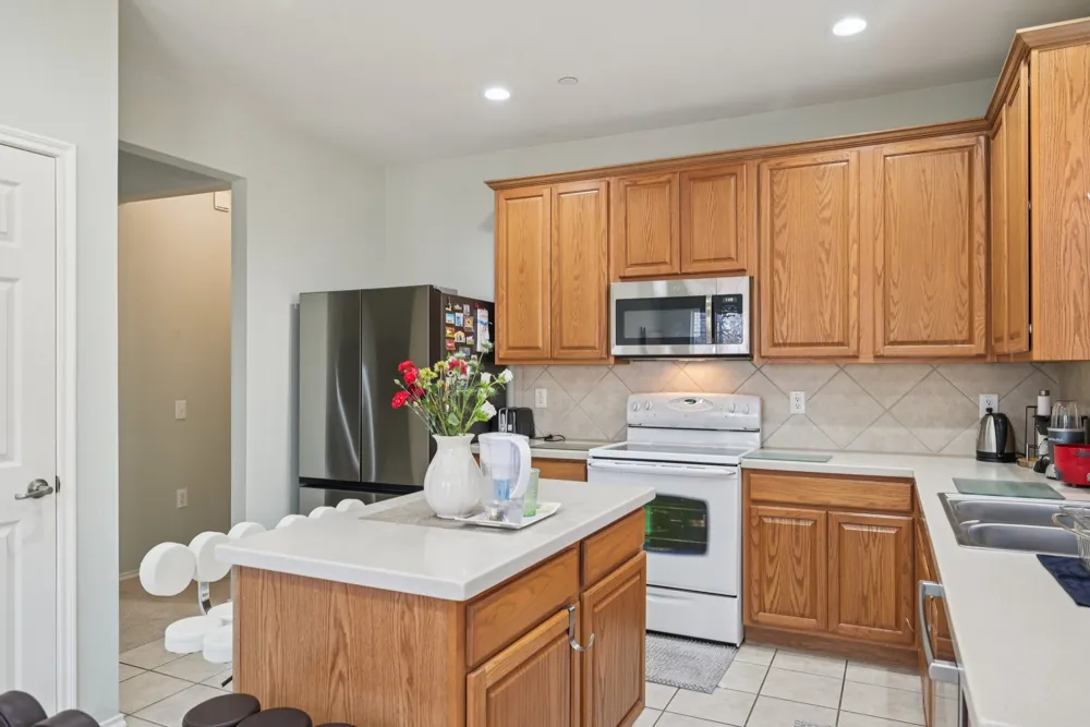 3225 Judge Holland Lane Plano, TX 75025