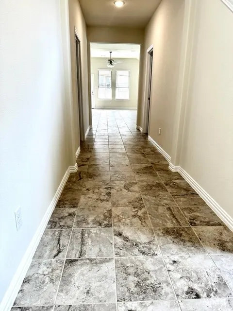 427 Alpha Pilot Point, TX 76258