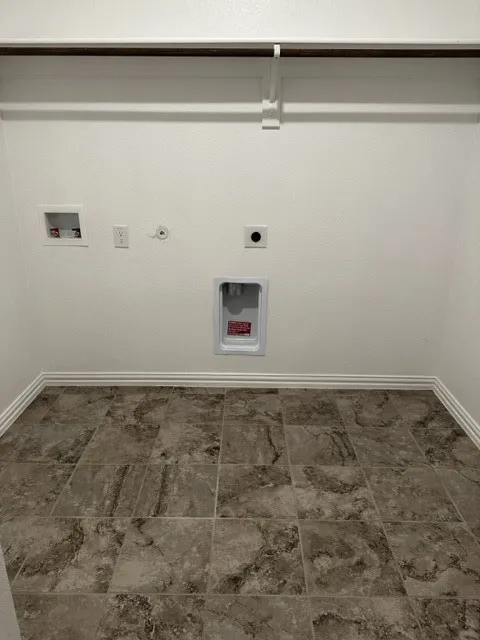 427 Alpha Pilot Point, TX 76258