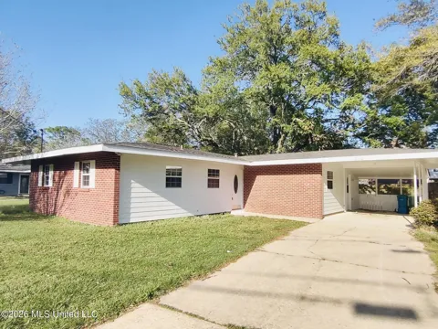 2110 Woodmont Street