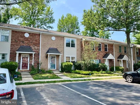 32 PAGODA CT