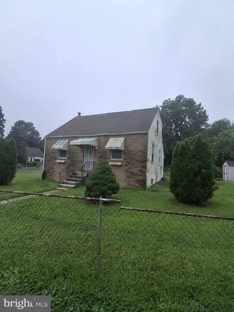 120 E BURTON LANE