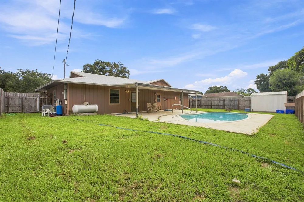 7405 Brookline Avenue Fort Pierce, FL 34951
