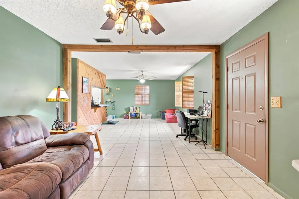 7405 Brookline Avenue Fort Pierce, FL 34951