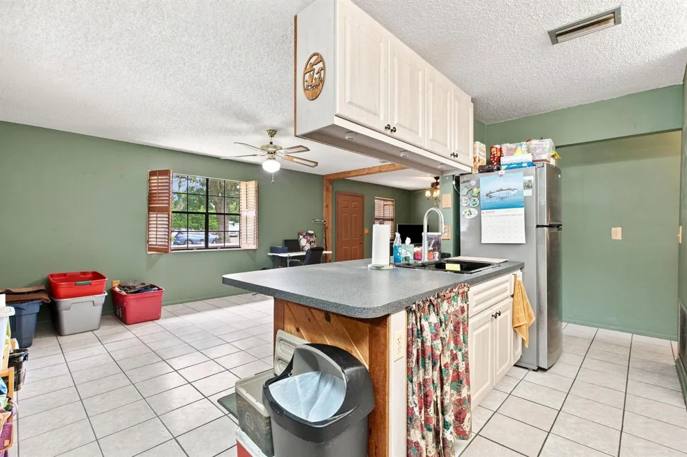 7405 Brookline Avenue Fort Pierce, FL 34951